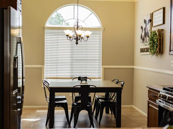 11580 Deerfield Dr, Yucaipa, CA 92399