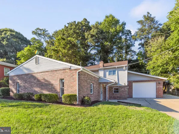 6410 K St, Capitol Heights, MD 20743