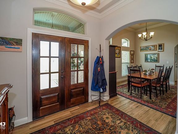 3rd image of 10515 Maple Falls Ln