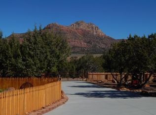 1677 N Juniper Cir, Apple Valley, UT 84737