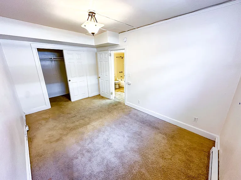 5241 15th Ave NE — Photo 16