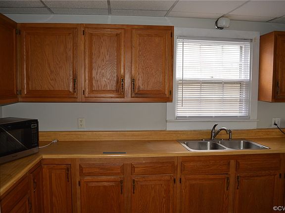 5th image of 601 1/2 N 1st St