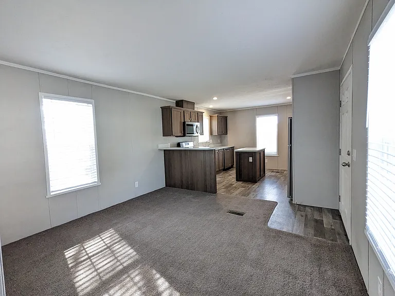 122 Texas St — Photo 11
