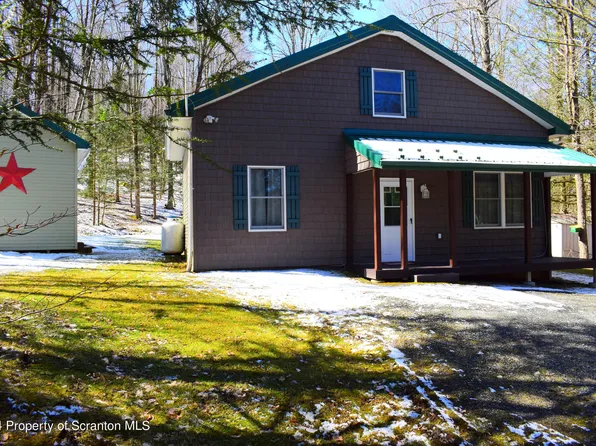 496 Lake Roy Cir, New Milford, PA 18834