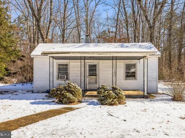 3112 Lyndhurst Rd, Stuarts Draft, VA 24477