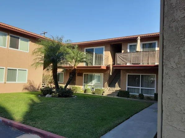 Whitaker Palms, 8322 Whitaker St #15, Buena Park, CA 90621
