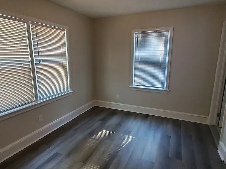 222B Woodrow St — Photo 8