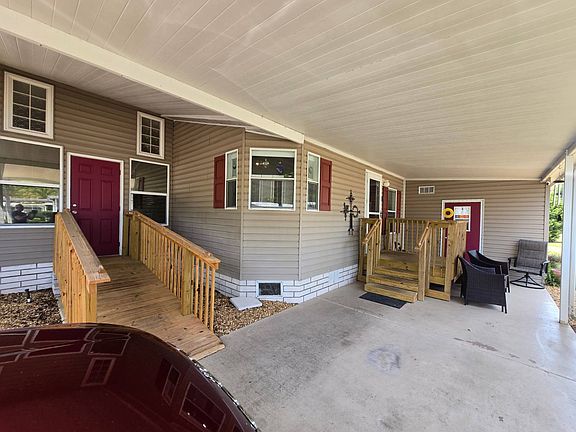 4th image of 3299 Windjammer Dr