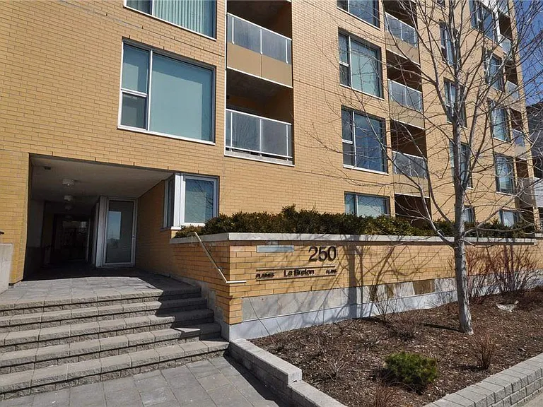 250 Lett St #502 — Photo 2