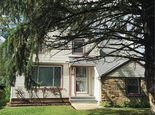 20217 Shakerwood Rd, Warrensville Heights, OH