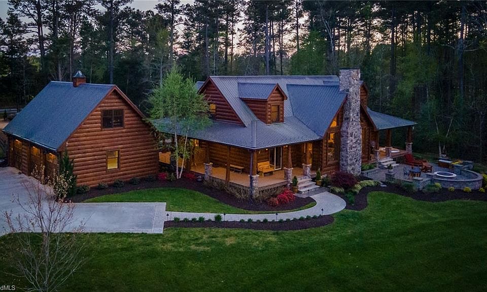 1st image of 2458 Brucewood Rd