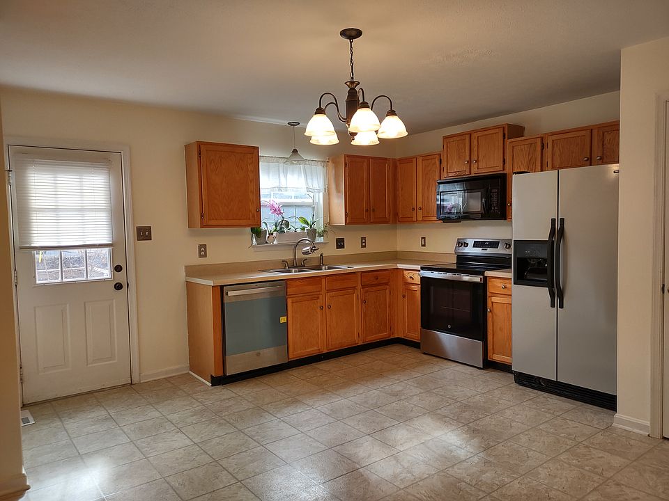 1st image of 2394 Breckenridge Ct