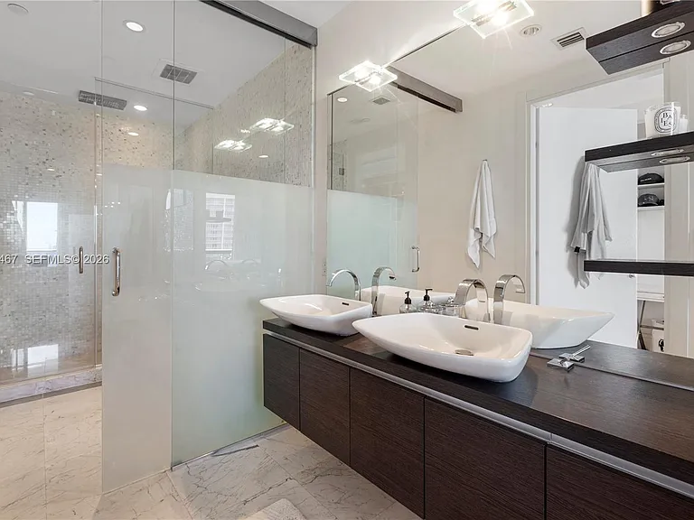 200 Biscayne Boulevard Way #4907 — Photo 17