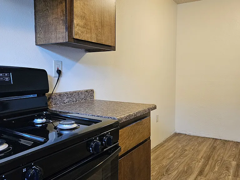 40381 Mayberry Ave — Photo 3