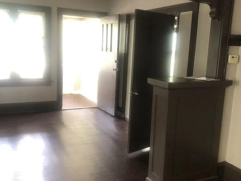 3322 Bryant Ave N — Photo 6