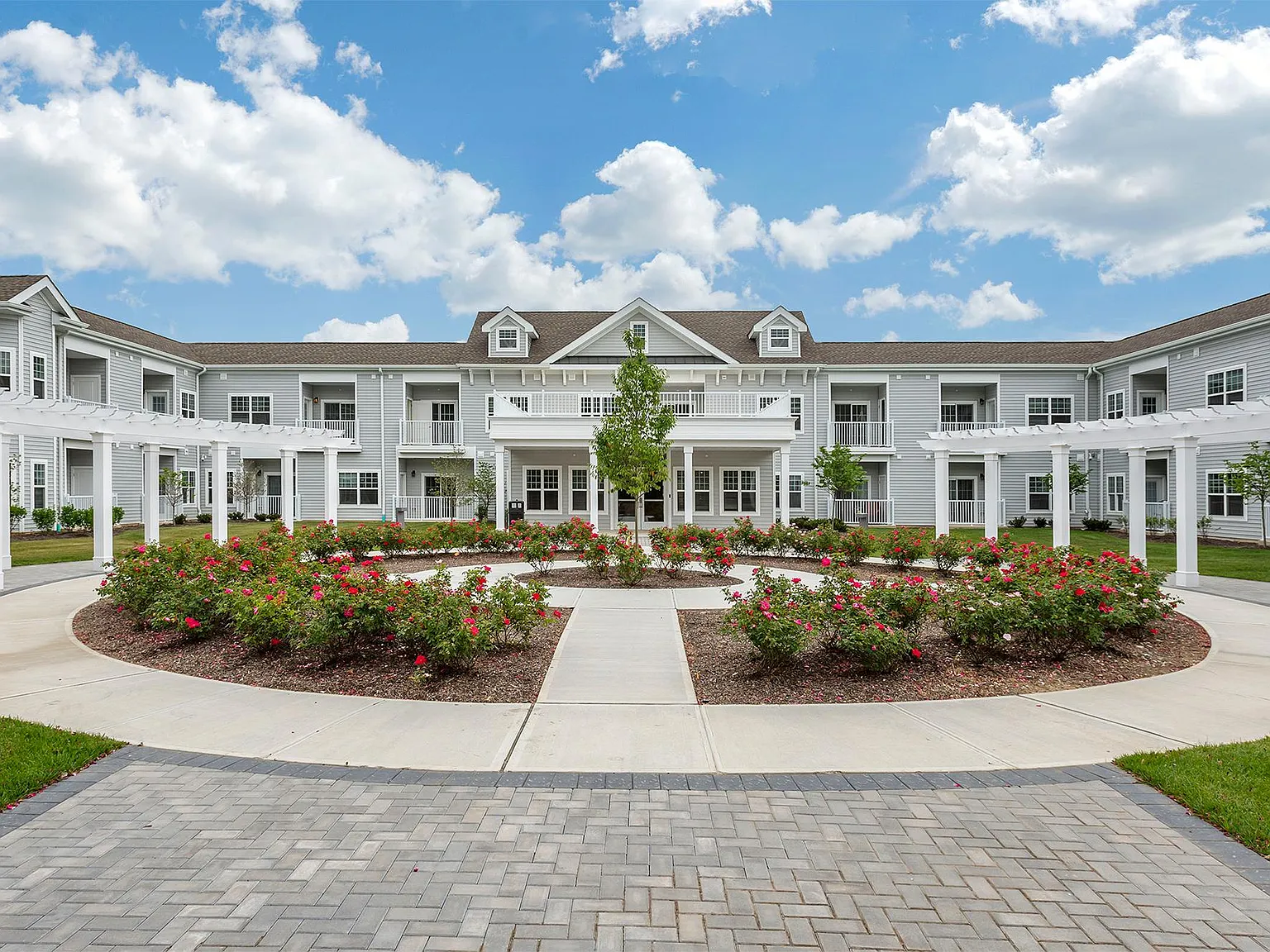 Birchwood at Cranbury — Photo 1