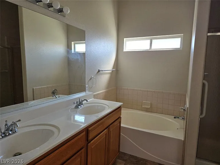 188 Oella Ridge Ct — Photo 14