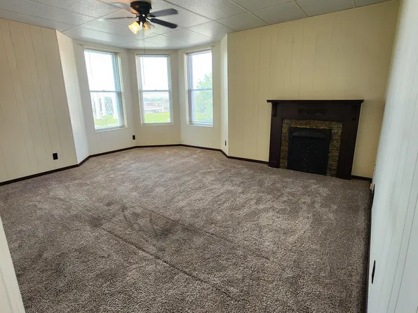 1101 Vermont St #1/2, Quincy, IL 62301