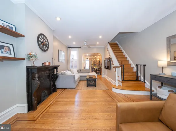 883 N Pennock St, Philadelphia, PA 19130