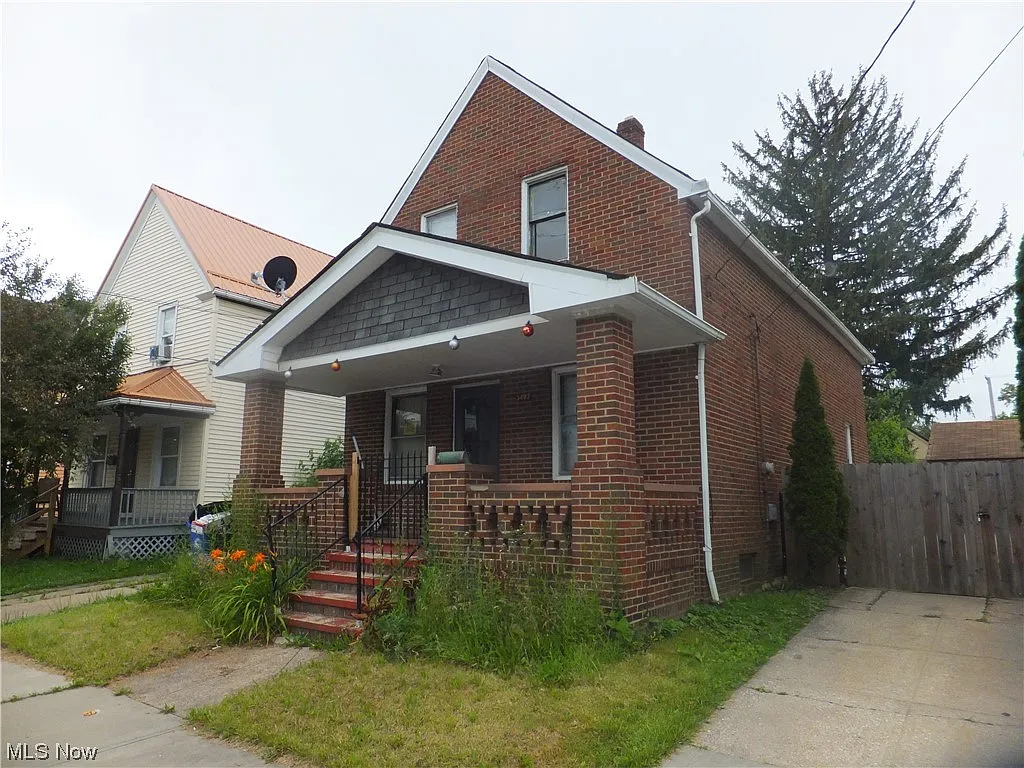 3492 W 45th St photo 1