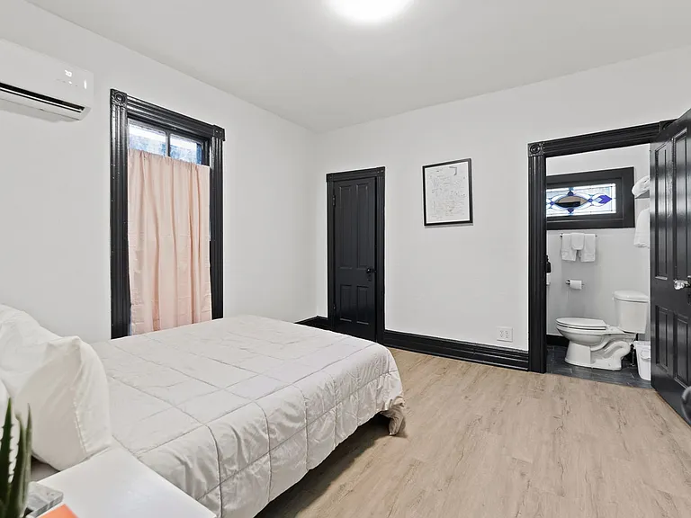 1232 W Washington Blvd — Photo 7