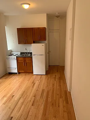 Rented by Best Apartments North Inc | media 23