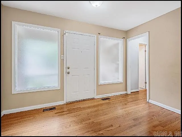 1800 Northwood Rd — Photo 3