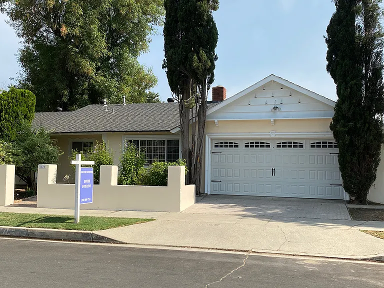 6721 Melba Ave — Photo 2