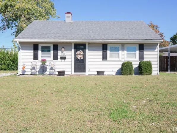 3312 Waggoner Ave, Evansville, IN 47714