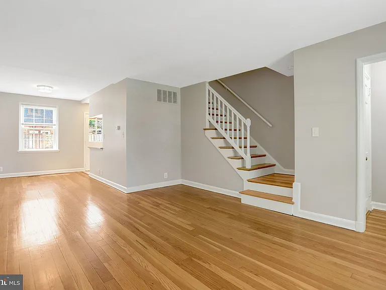 3267 S Stafford St — Photo 21