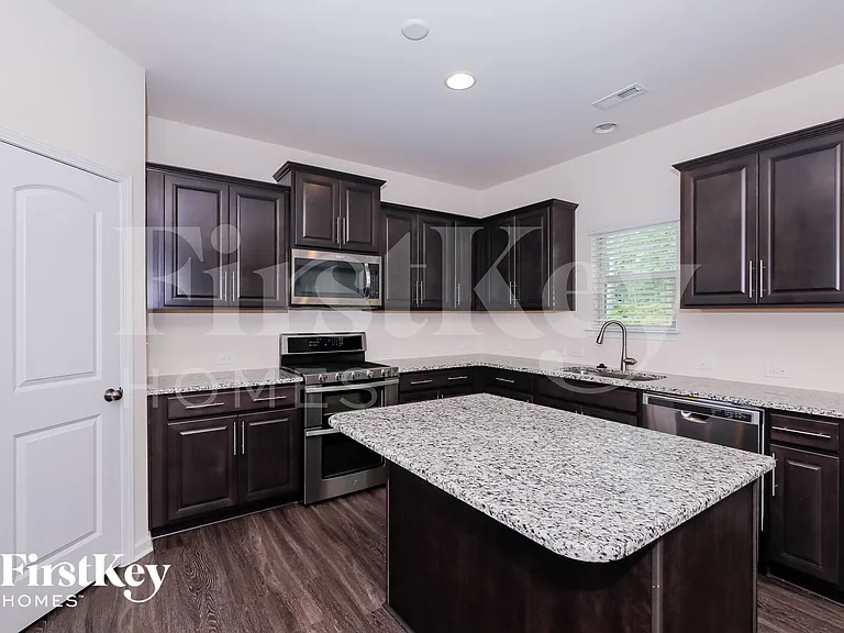 1323 Privett Park Pl — Photo 7