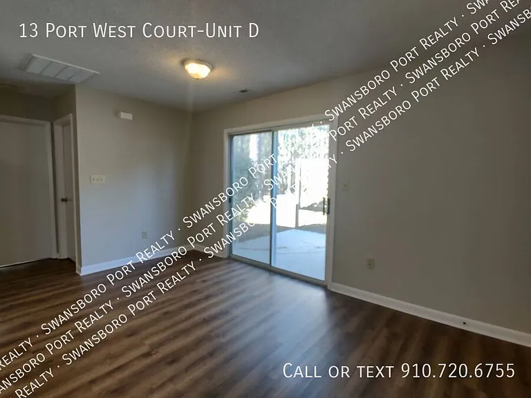 13 Port West Ct #D — Photo 7