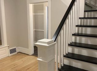 989 Howard St, Green Bay, WI 54303
