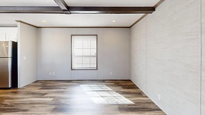 360 Continental Ave — Photo 12