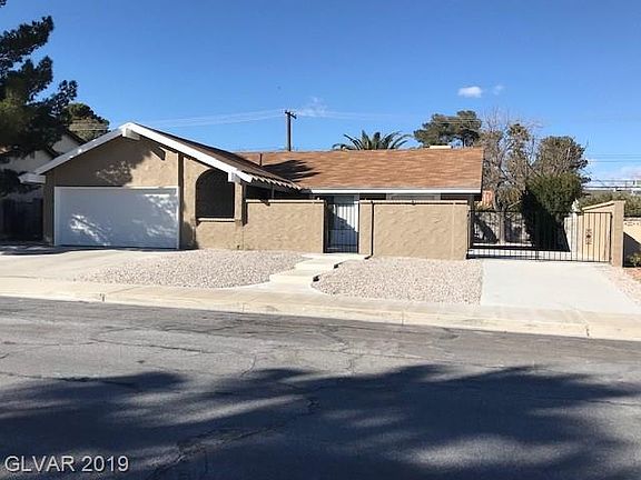 2nd image of 3416 El Cortez Ave
