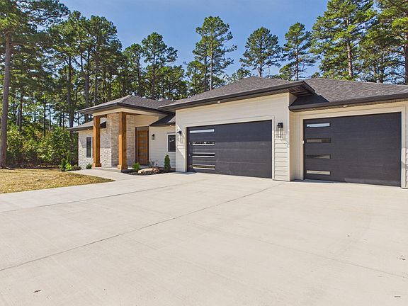2nd image of 147 Swiss Alps Ln