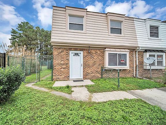 3rd image of 1021 Dubose Dr