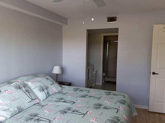 2nd image of 5109 Saint Ives Way #5109