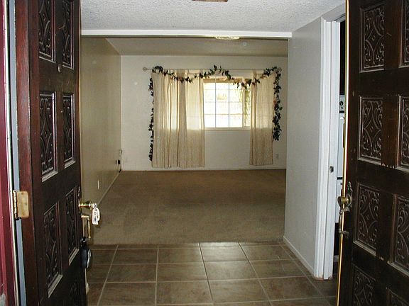 Updated Tile and Carpeting