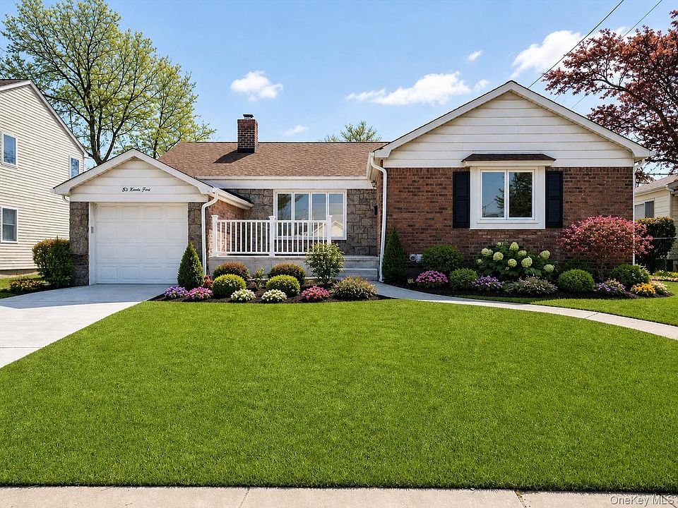 1st image of 695 Doblin Street