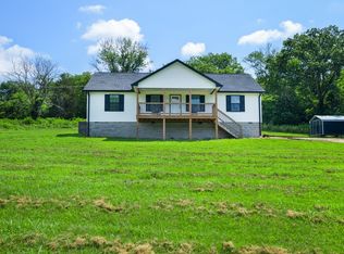486 Salt Lick Creek Rd, Pleasant Shade, TN 37145