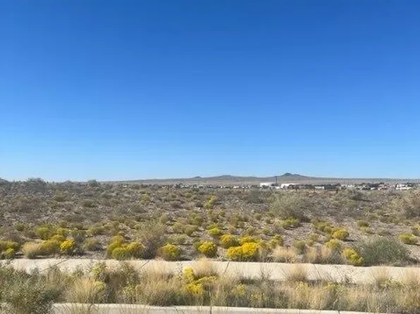 7823 Aguila St NW, Albuquerque, NM 87120