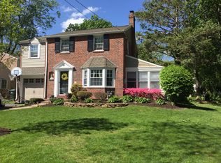 2033 Parkview Ave, Abington, PA 19001