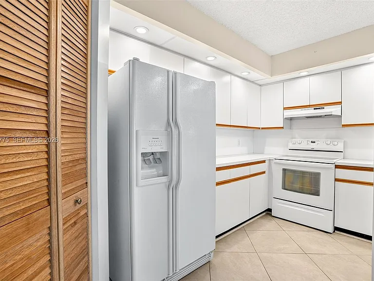 12701 SW 14th St #402J — Photo 13
