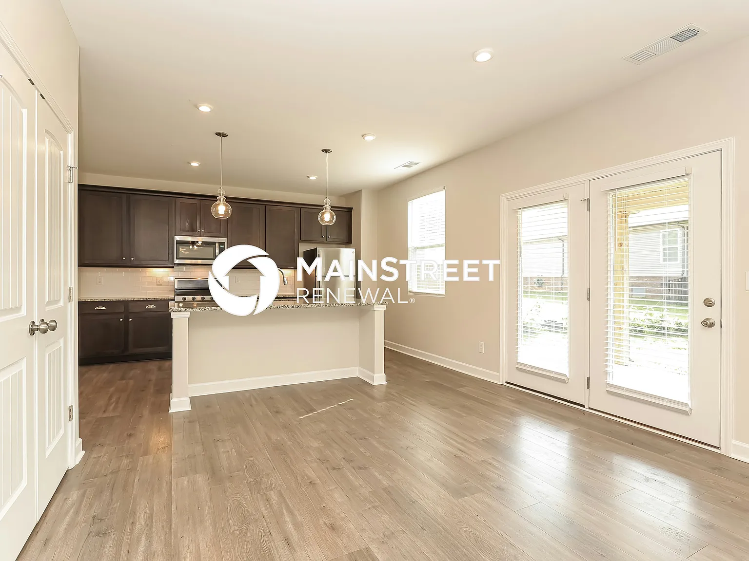 4205 Bomeadows Dr — Photo 4