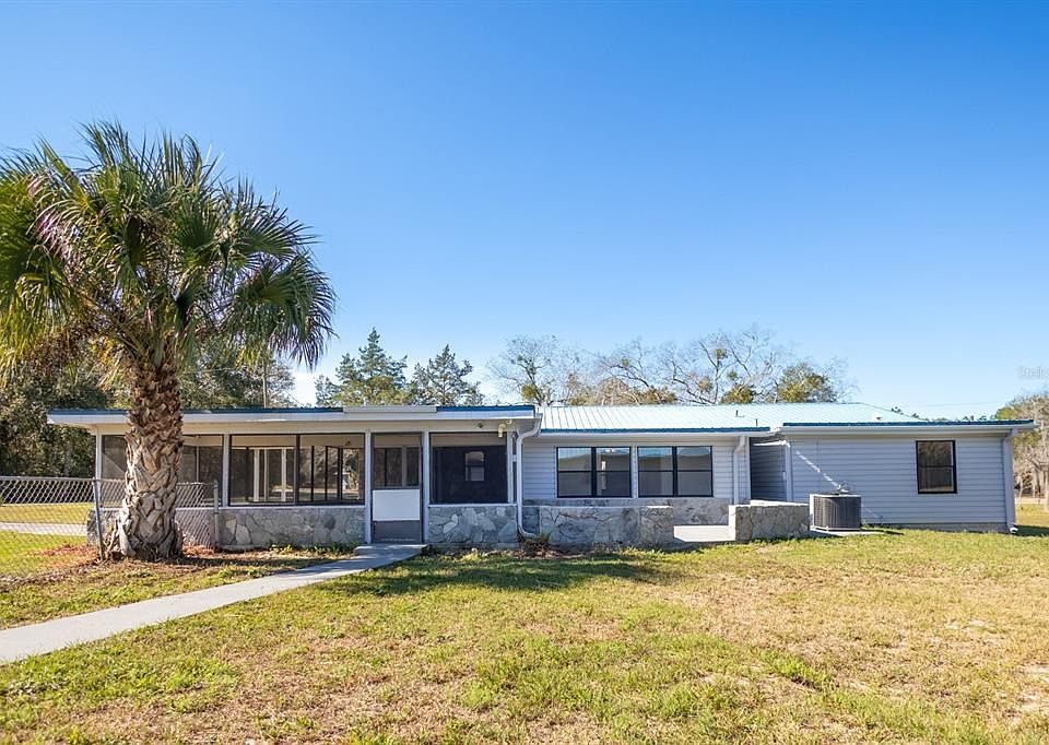 1st image of 10727 SE 90th Ct