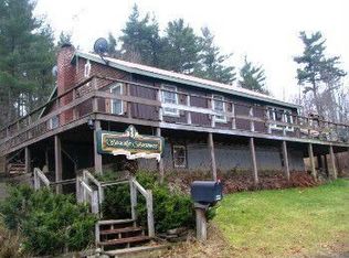 232 Middle Rd, Crown Point, NY 12928