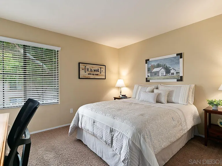 12095 Alta Carmel Ct #6 — Photo 10
