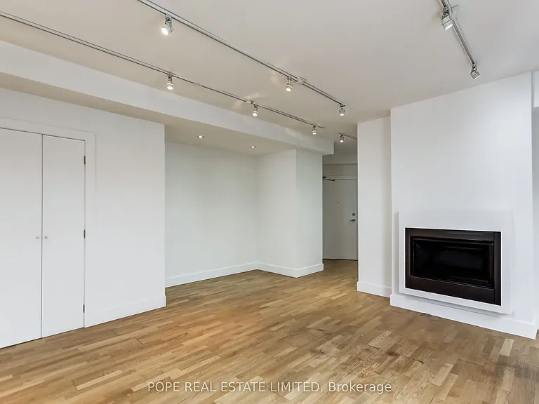427 Crawford St #4 — Photo 14