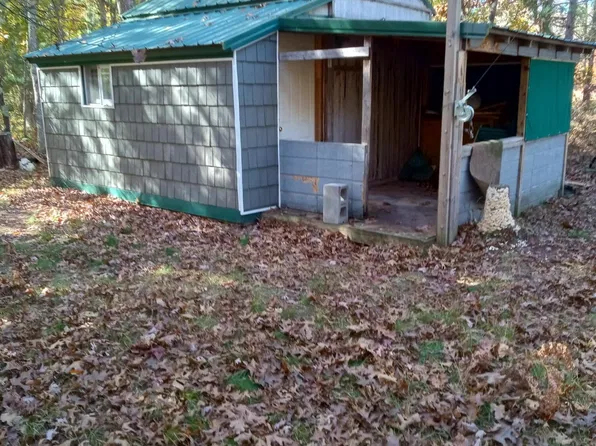 W Skeels Rd, Montague, MI 49437